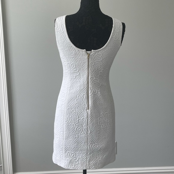 Lilly Pulitzer Logan Shift Dress in Resort White - Picture 4 of 6